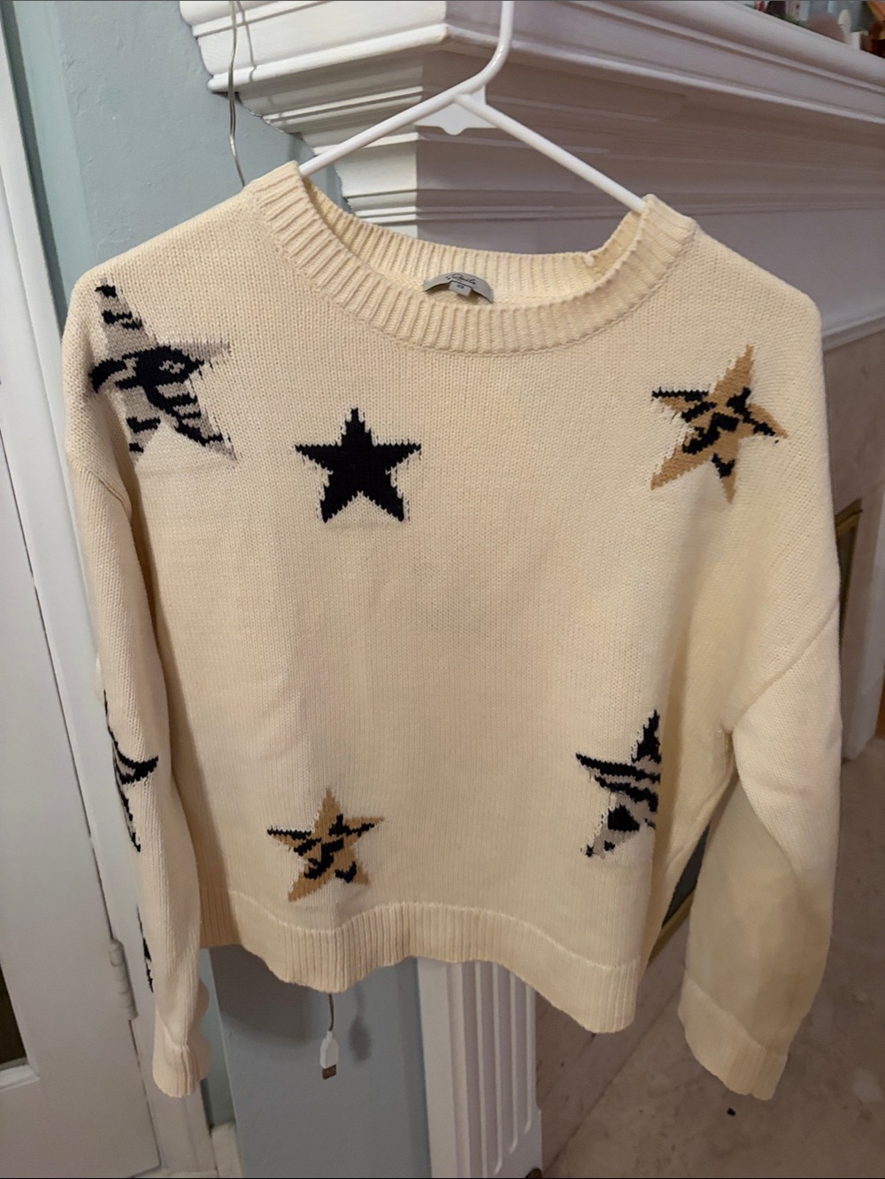 Rails Cream Star Perci Intarsia Crewneck Sweater with Black and Tan Stars